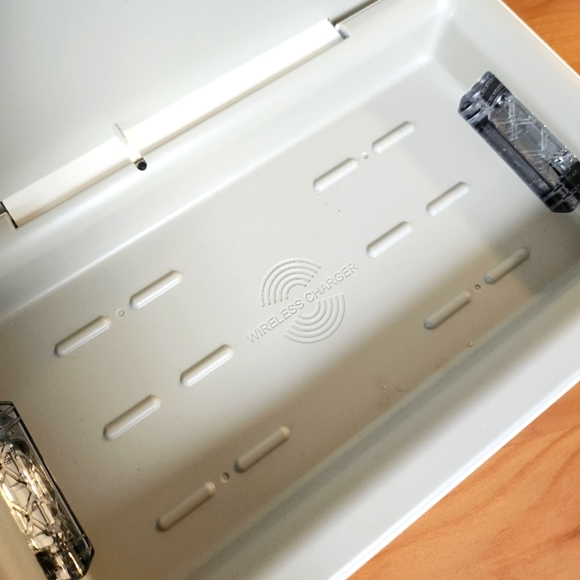 SAMSUNG Phone Sanitizer - Picture 3 of 4